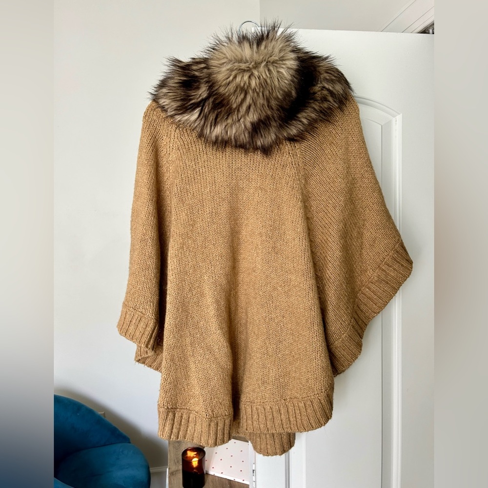 Michael Kors tan knit cape